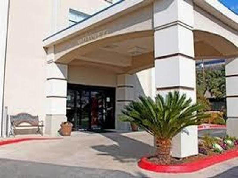 אוסטין Quality Suites מראה חיצוני תמונה